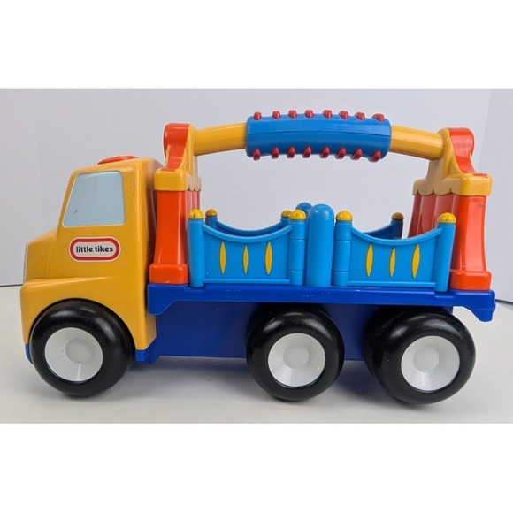Little Tikes Handle Haulers Jangles The Circus Truck Sounds Tested Discontinued - Picture 3 of 12